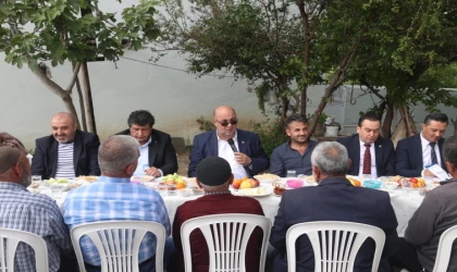 Başkan Akpınar'dan Çobanlı'da çözüm odaklı 90. buluşma