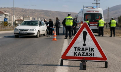 Kahramanmaraş'ta yolun karşısına geçmek isterken canından oldu