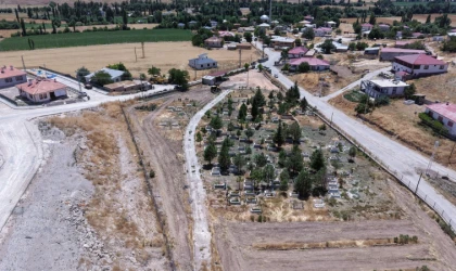 Büyükşehir, Elbistan Gündere Mezarlığı’nın Çehresini Yeniliyor