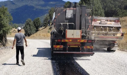 Büyükşehir, Andırın Kırsalında Ulaşım Konforunu Artırıyor